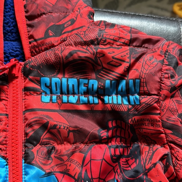 Marvel Spider-Man, size 2T reversible jacket - Picture 2 of 6